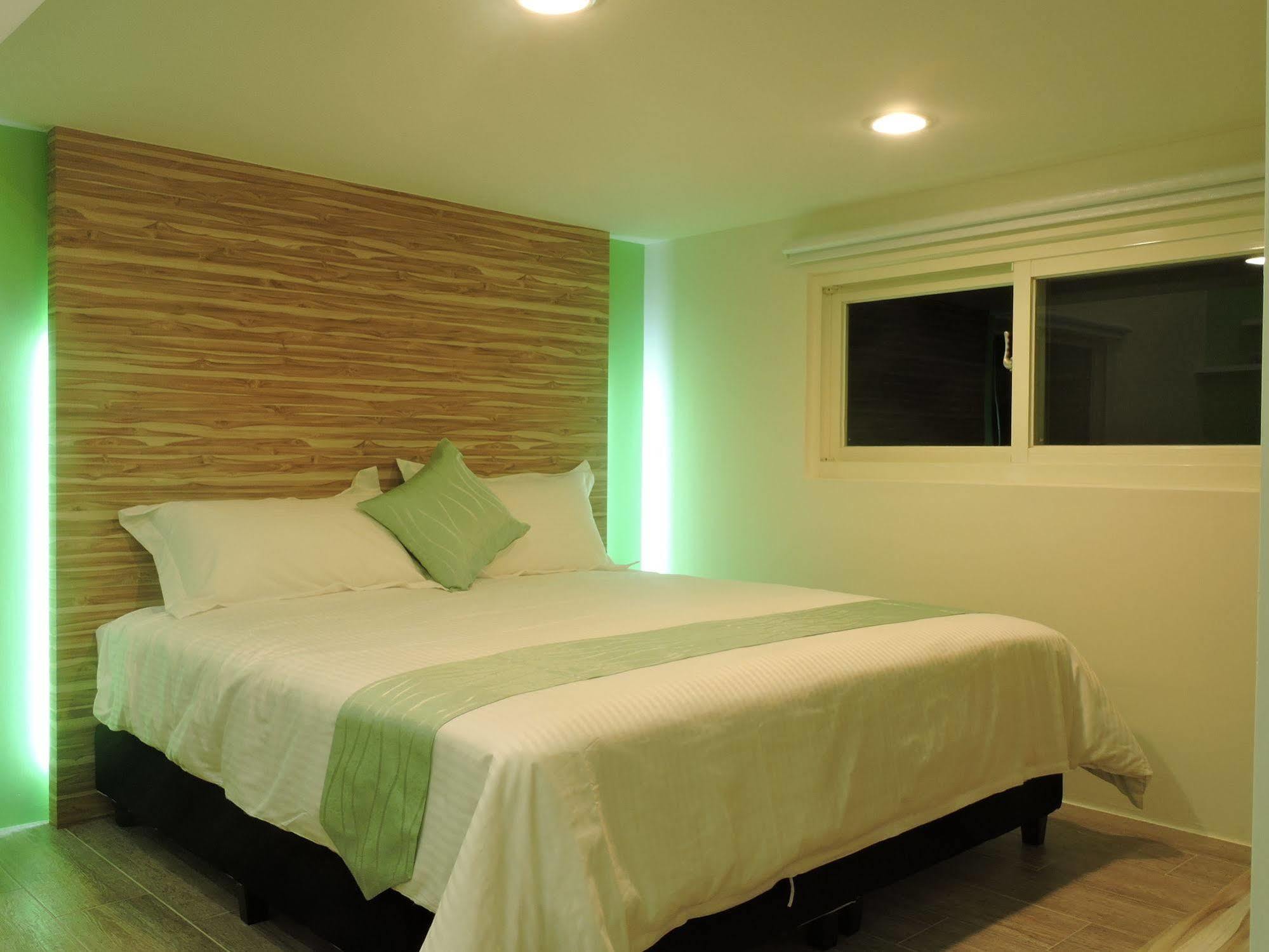 Tiffany Homestay Cape Eluanbi Exteriér fotografie